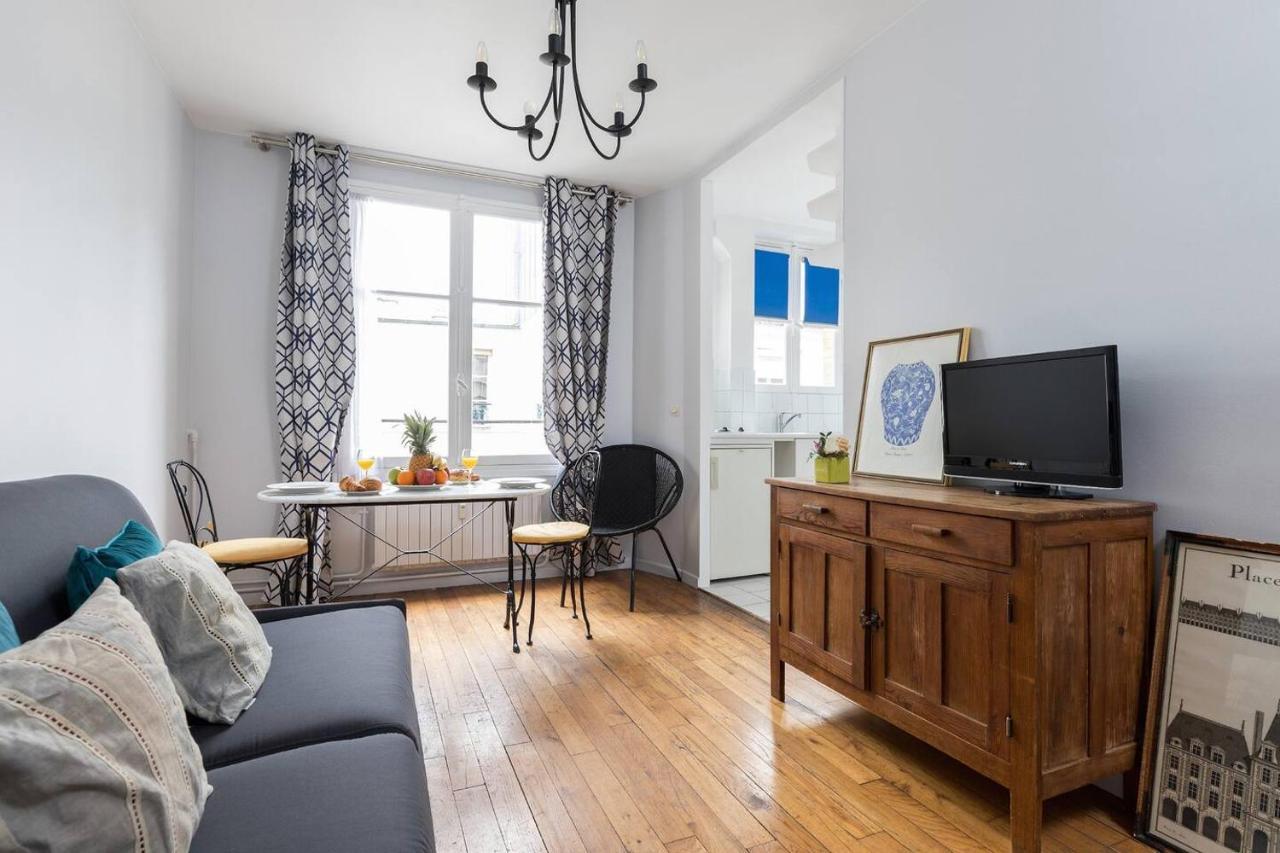 Paris Marais - Place Des Vosges City Apartment Exterior photo